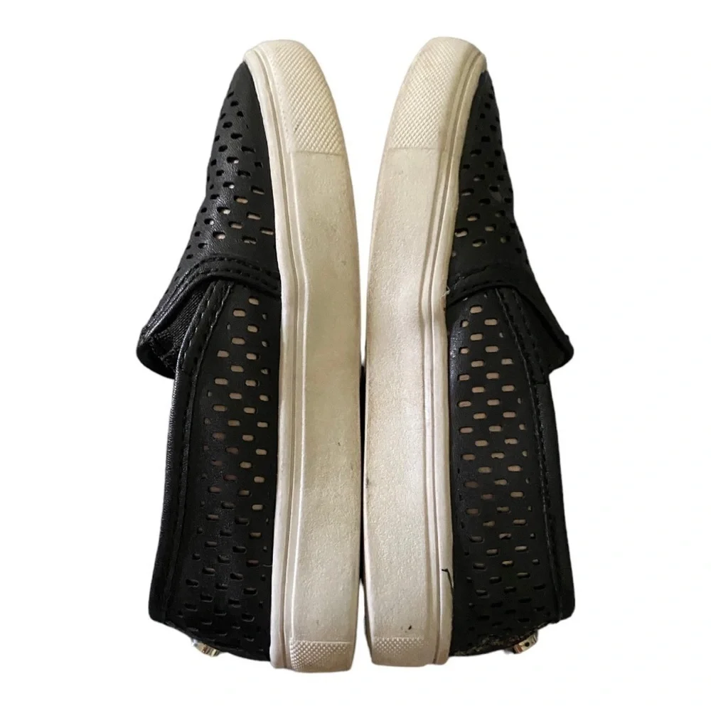 NIKE & STEVE MADDEN-TWO PAIRS OF GIRLS SHOES-SIZE 11